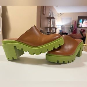 Size 9 GB green, lug sole, leather mule, worn once!